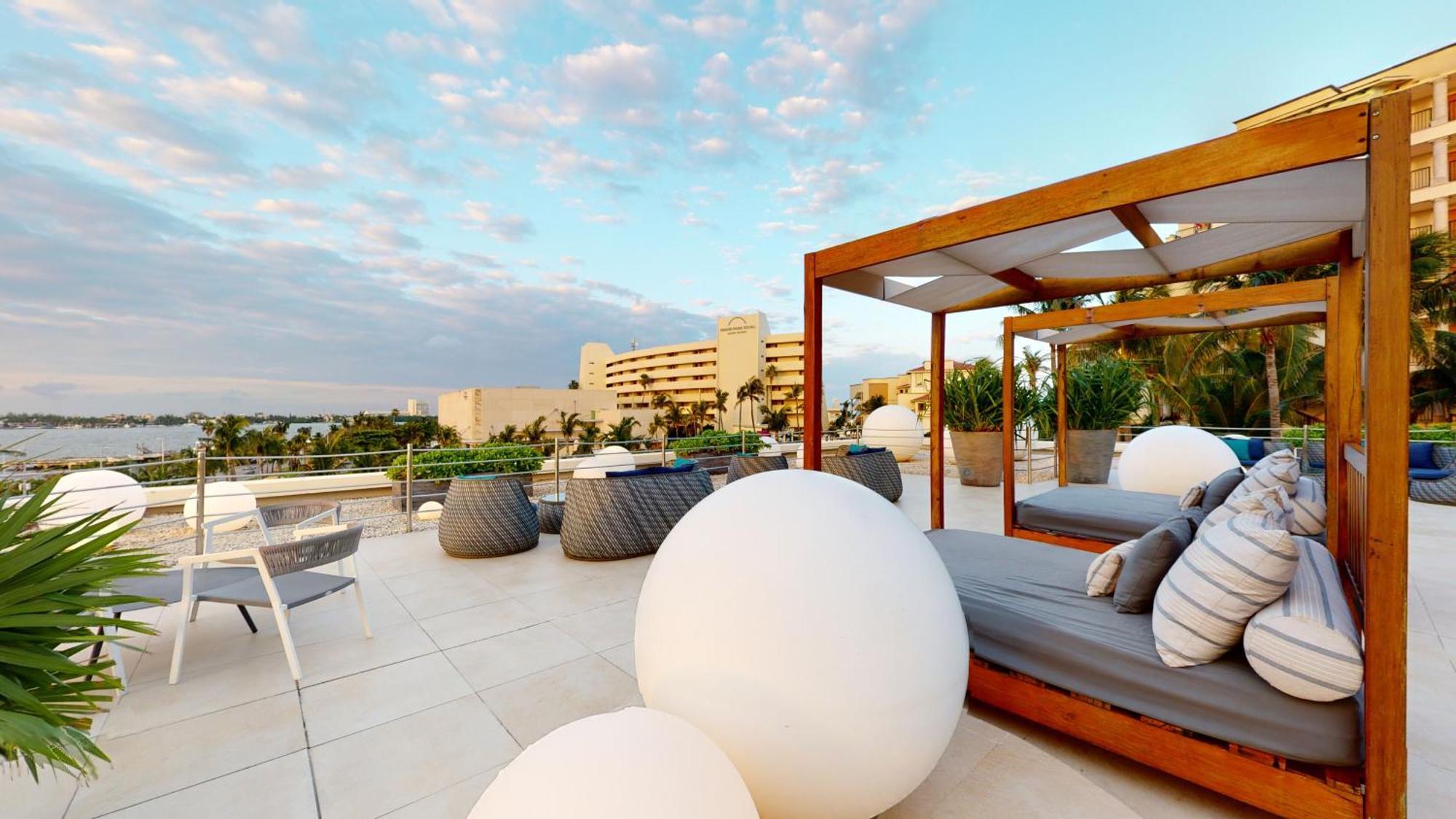 Royal Select At Grand Park Royal Cancun (Adults Only) ภายนอก รูปภาพ