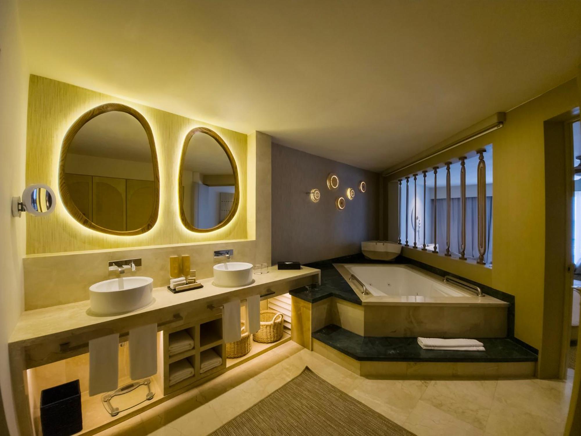 Royal Select At Grand Park Royal Cancun (Adults Only) ภายนอก รูปภาพ